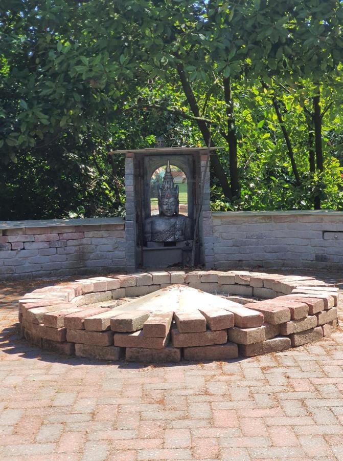 De Vliegende Vlinder Nederweert Exterior foto