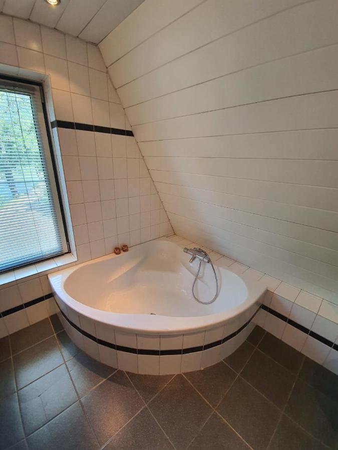 De Vliegende Vlinder Nederweert Exterior foto