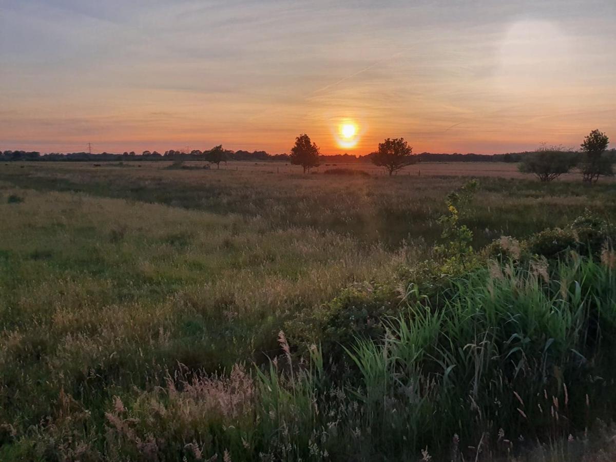 De Vliegende Vlinder Nederweert Exterior foto